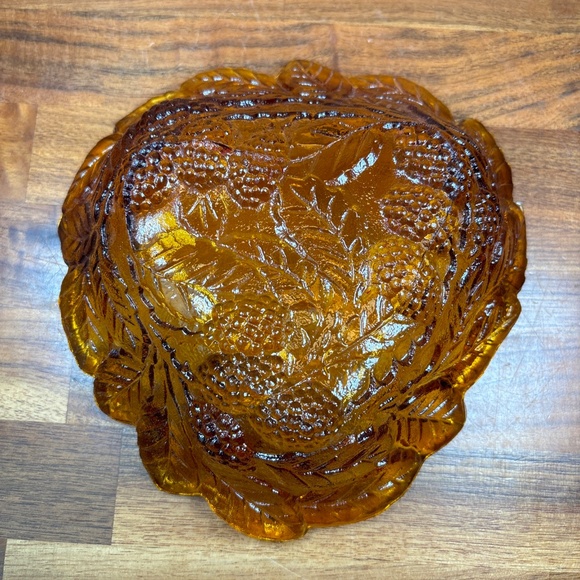 Amber Candy Trinket Dish Logan Berry Pattern Tidbit Bowl Glass Vintage 7” x 2” - Picture 4 of 7